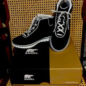 Sorel Tivoli Go High ankle boots